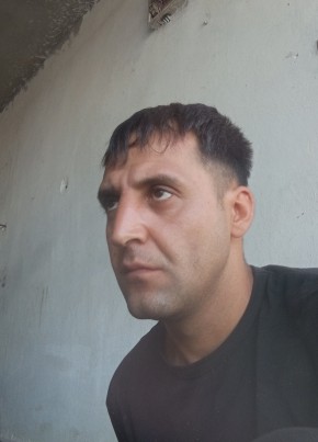 VELAT из Diyarbakır 26 лет