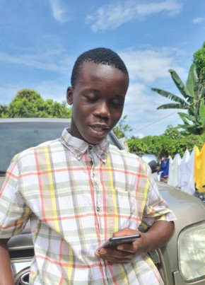Emmanuel, 21, Liberia, Monrovia