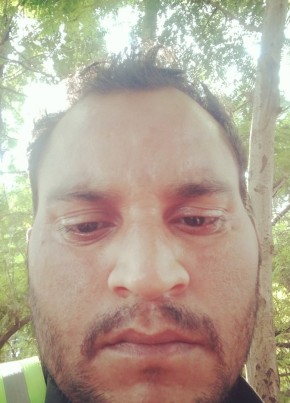 Roopnarayan, 31, India, Ahmedabad