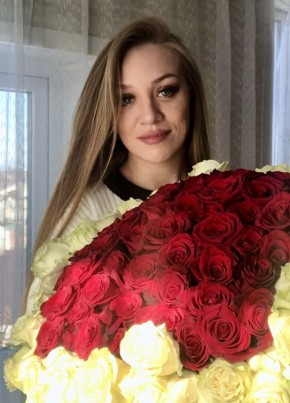 Юлия, 31, Россия, Рыльск