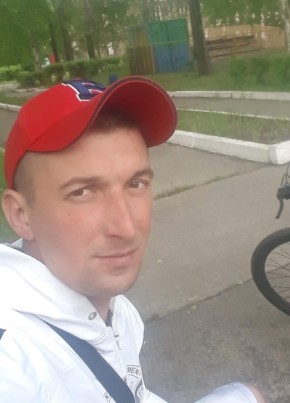 Evgeniy, 34, Russia, Borodino