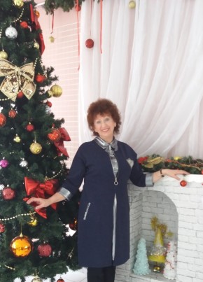 Лилия, 64, Россия, Сосновоборск (Красноярский край)