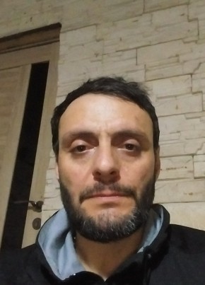 Siryog, 42, Հայաստանի Հանրապետութիւն, Երեվան
