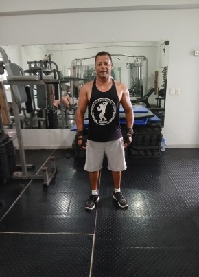 Willis из Guarapari 56 лет