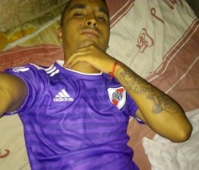 ale, 18, Buenos Aires