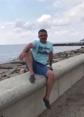 Сергей из Волгодонска 48 лет