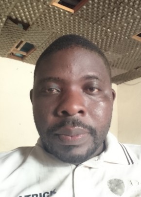 Ngwa Napoleon, 36, Republic of Cameroon, Yaoundé