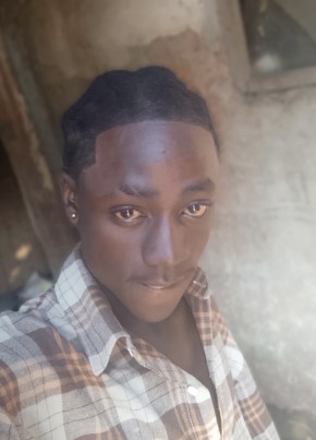 Lexx из Kampala 22 года