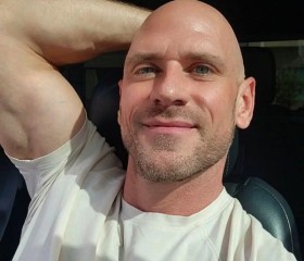 Johnny sins, 34, Butwal
