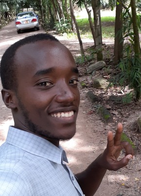 Alain Robinson , 28, République du Burundi, Bujumbura
