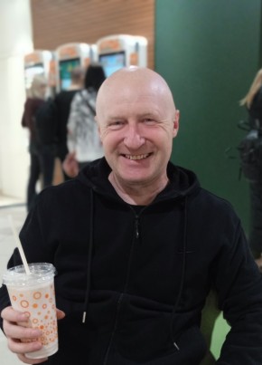 Михаил из Погара 49 лет