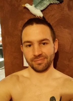 Sébastien, 38, République Française, Lambersart