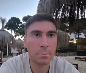 Aleksandr, 36, Brussels