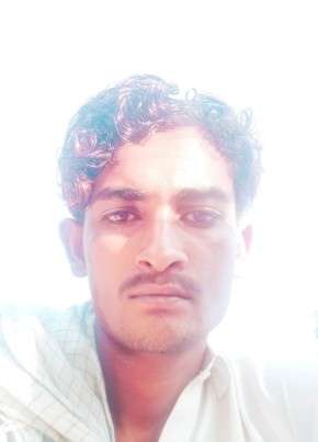 حسین, 19, Pakistan, Mithi