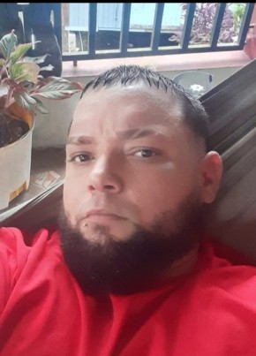 Edgar из San Juan 32 года