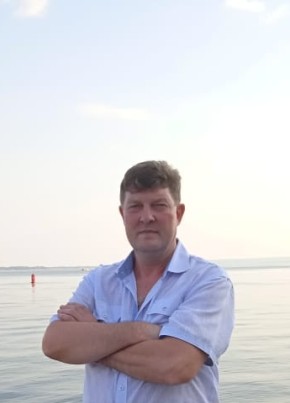 Александр из Петровска 56 лет