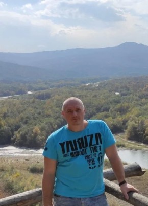 Roman, 43, Russia, Penza