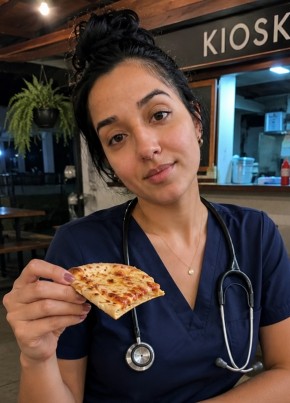Beatriz Gómez Mo из Denver 25 лет