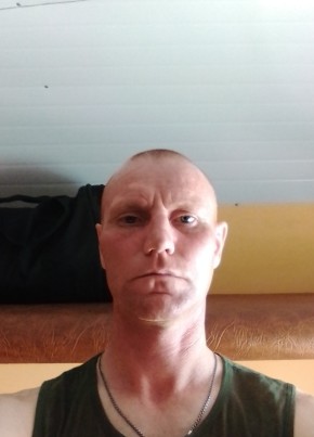 Олег, 43, Россия, Усинск