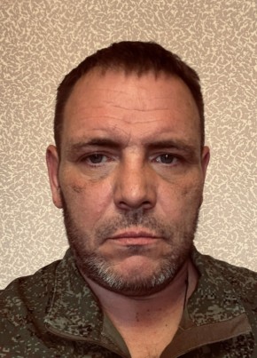 Евгений из Луги 44 года