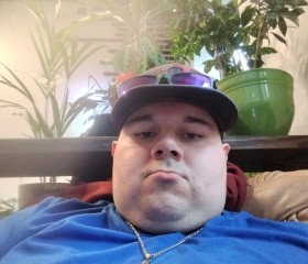 Andrew, 24, Westlake