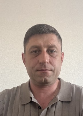 Сергей из Нефтеюганска 42 года
