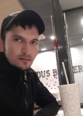 Толик из Қарағанды 29 лет