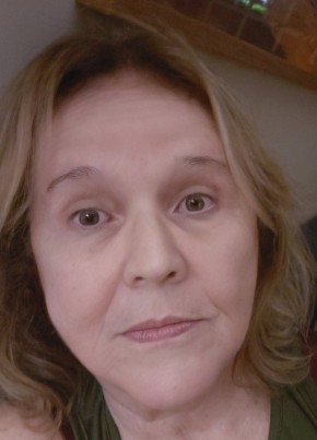 Silvia из Salvador 66 лет