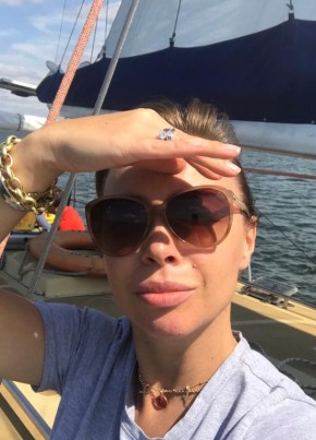 Anya, 39, Russia, Moscow