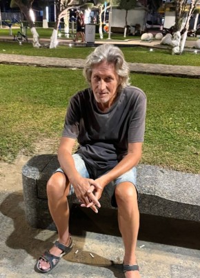 Aleks из Nha Trang 69 лет