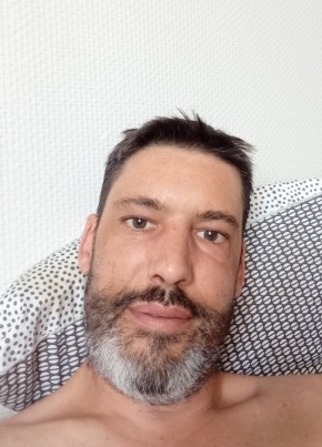 Vive из Pau 46 лет