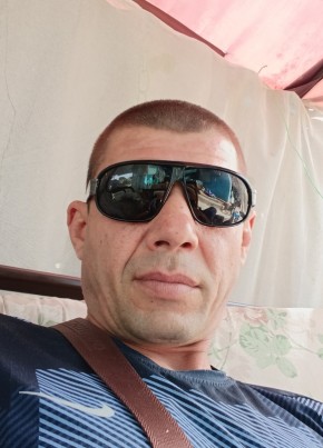 Максим из Невинномысска 43 года