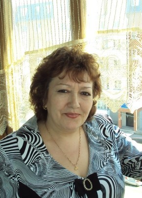 Людмила, 63, Россия, Сургут
