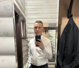 Igor, 42, Moscow