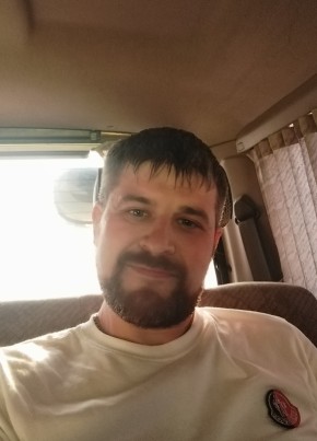Евген, 36, Россия, Свободный