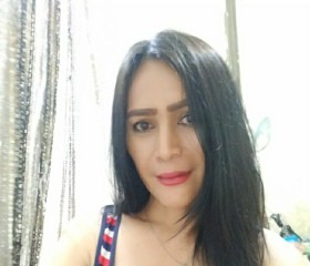 Morenna, 32, Makassar