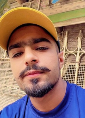 Azan из کراچی 18 лет