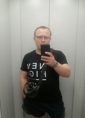 Денис, 28, Россия, Киров (Кировская обл.)
