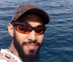 Zandro, 34, Lupon