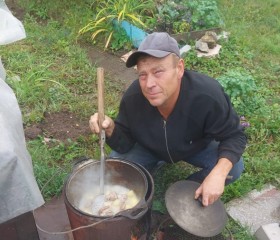 Roman, 49, Kachkanar