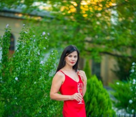 Yuliya, 41, Simferopol