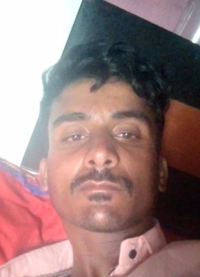 Mustak, 25, India, Māndvi