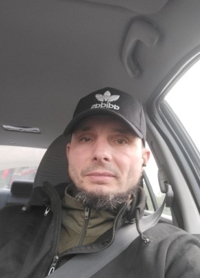 Олег, 44, Россия, Гаврилов-Ям