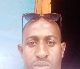 Mamadou, 33 года, Macenta