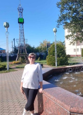 Валентина из Століна 54 года