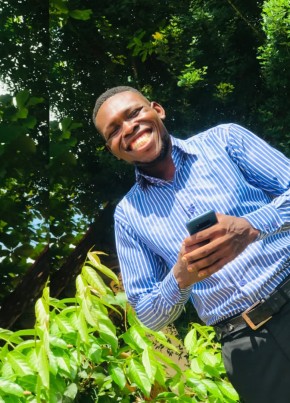 Ben, 20, Nigeria, Ibadan