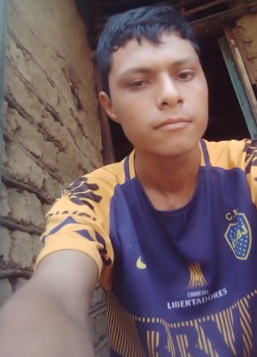 Daniel Martinez, 19, República de El Salvador, San Miguel