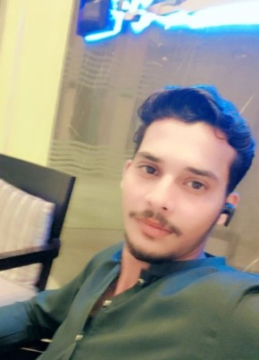 Ali, 18, Oman, Muscat
