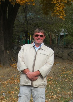 Valeriy, 63, Russia, Nakhodka