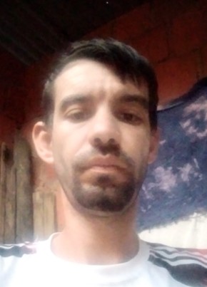 José felipe из Petrópolis 33 года